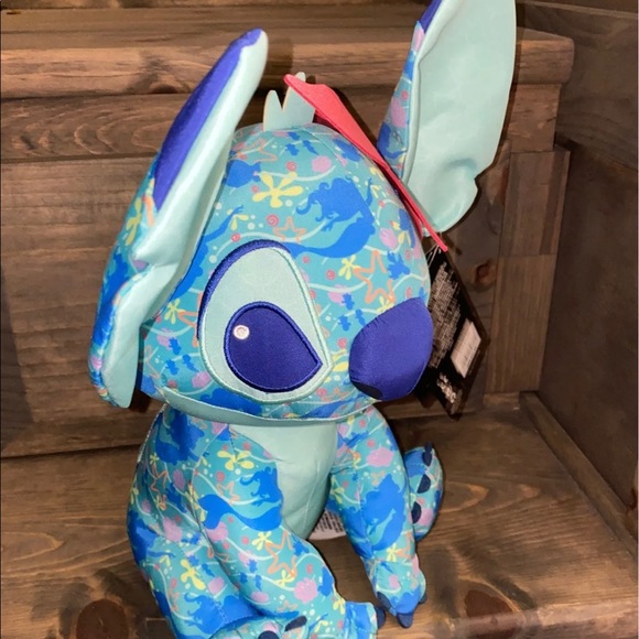 Disney stitch crashes little mermaid LE - Picture 4 of 5